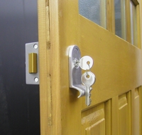 Yale  locking on side hinged garage door panel